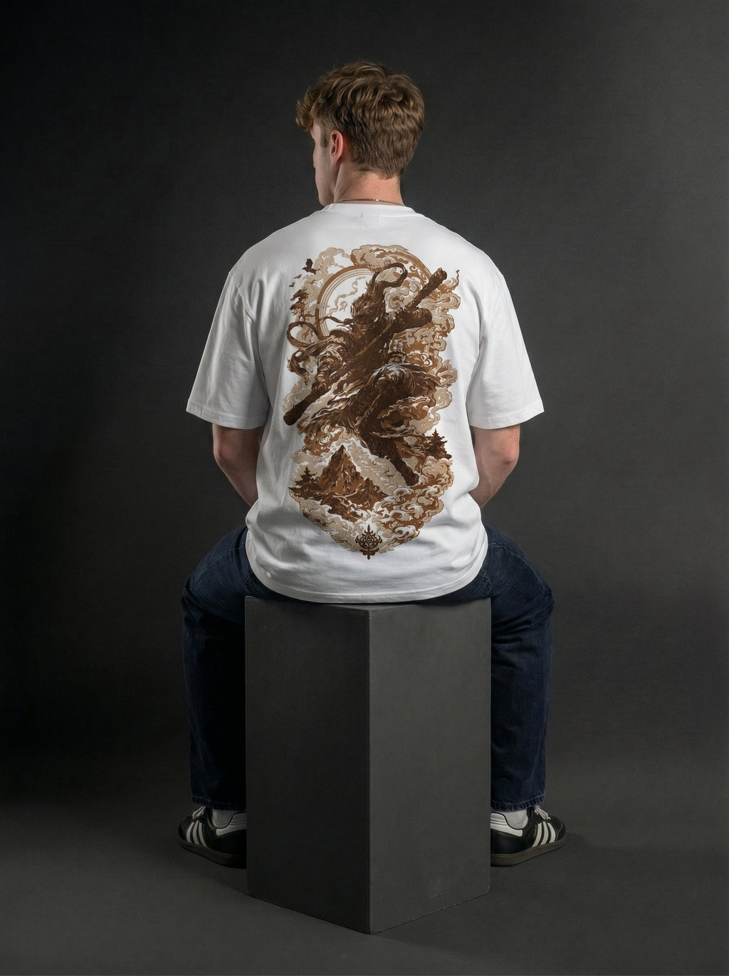 SPIRIT WALKER Oversized T-shirt